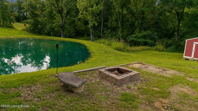 659 Crescent Ridge Dr, Taylorsville, KY 40071