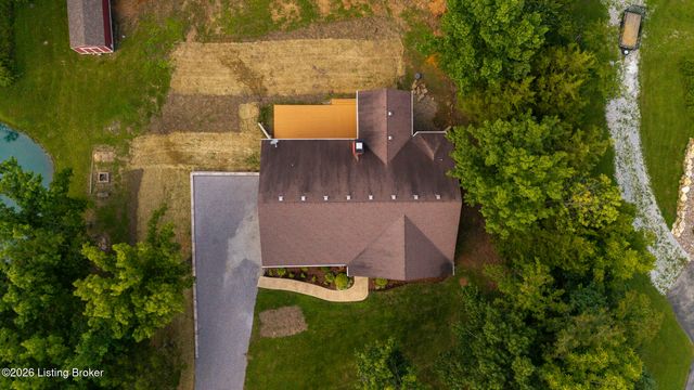 659 Crescent Ridge Dr, Taylorsville, KY 40071