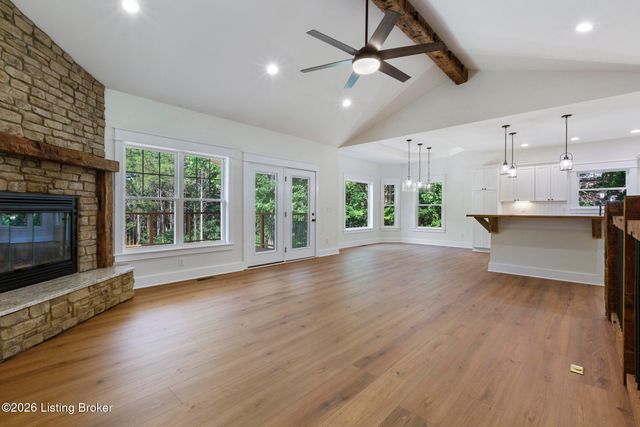 659 Crescent Ridge Dr, Taylorsville, KY 40071