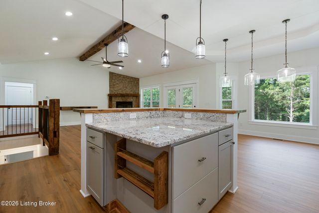 659 Crescent Ridge Dr, Taylorsville, KY 40071