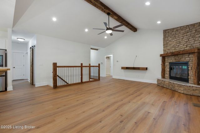 659 Crescent Ridge Dr, Taylorsville, KY 40071