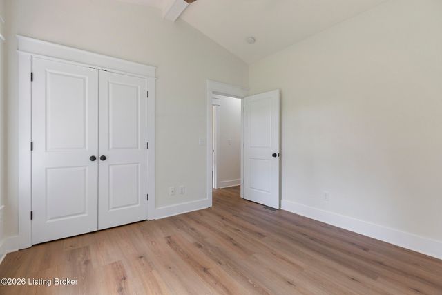 659 Crescent Ridge Dr, Taylorsville, KY 40071