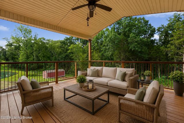 659 Crescent Ridge Dr, Taylorsville, KY 40071