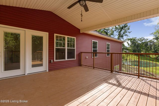 659 Crescent Ridge Dr, Taylorsville, KY 40071