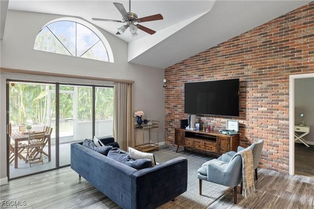 6656 Wakefield DR, Fort Myers, FL 33966