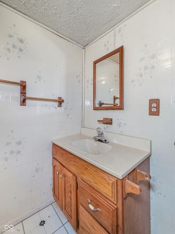 1405 S Butler Avenue, Indianapolis, IN 46203