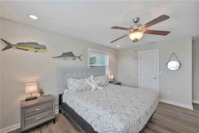 230 Cut Off Road 204, Port Aransas, TX 78373