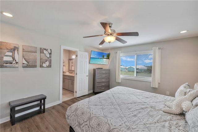 230 Cut Off Road 204, Port Aransas, TX 78373