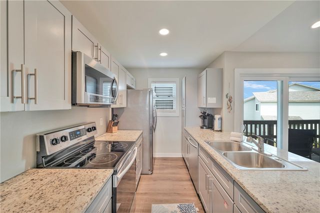 230 Cut Off Road 204, Port Aransas, TX 78373