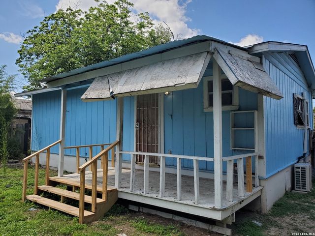616 Albert, San Antonio, TX 78207