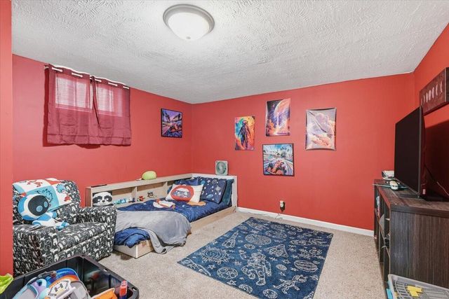 1712 AVENUE L, Council Bluffs, IA 51501
