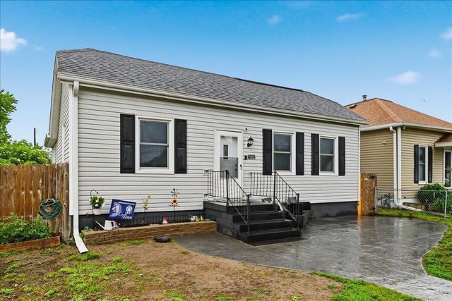 1712 AVENUE L, Council Bluffs, IA 51501