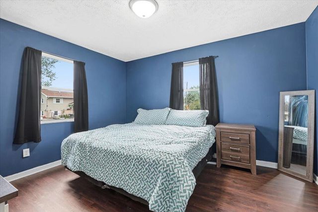 1712 AVENUE L, Council Bluffs, IA 51501