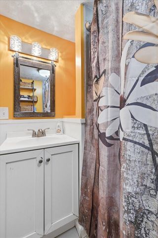 1712 AVENUE L, Council Bluffs, IA 51501