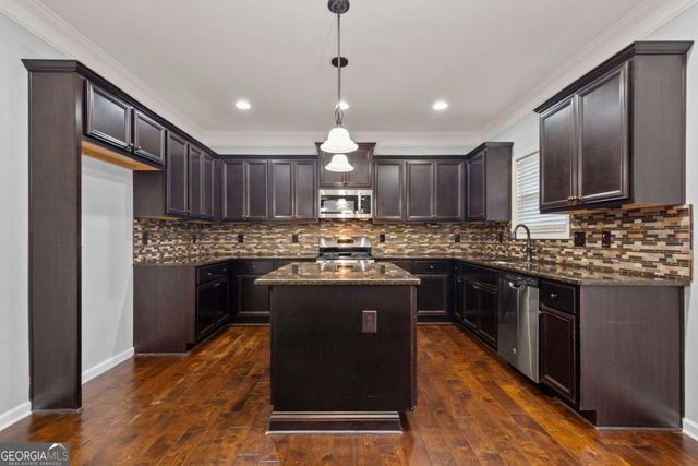 3910 Pleasant Woods Drive, Cumming, GA 30028