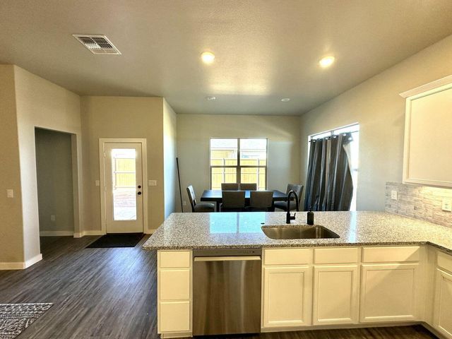 6802 56th Street, Lubbock, TX 79407