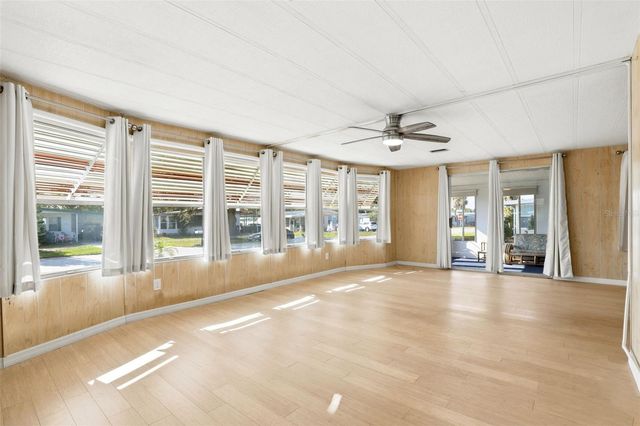 1312 APACHE CIRCLE, Tavares, FL 32778