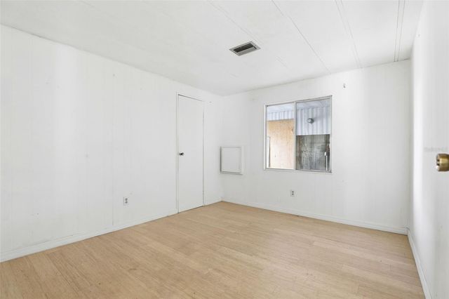 1312 APACHE CIRCLE, Tavares, FL 32778