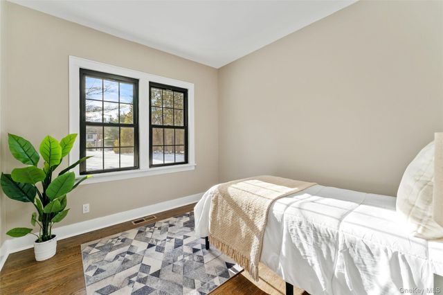 263 Locust Avenue, Cortlandt Manor, NY 10567