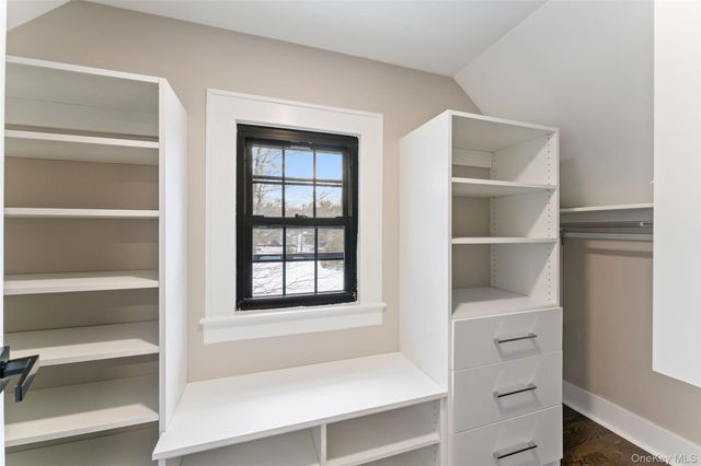 263 Locust Avenue, Cortlandt Manor, NY 10567