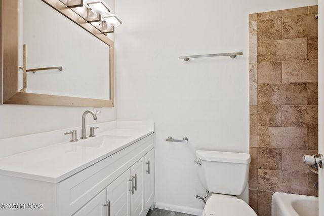 6101 E Seneca Street, Tucson, AZ 85712