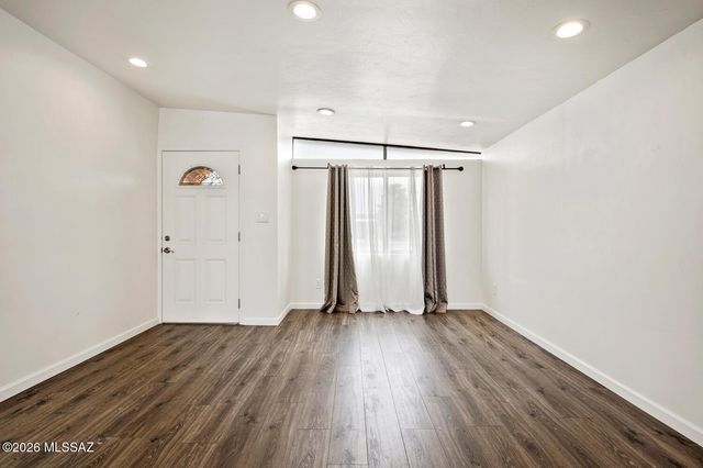 6101 E Seneca Street, Tucson, AZ 85712