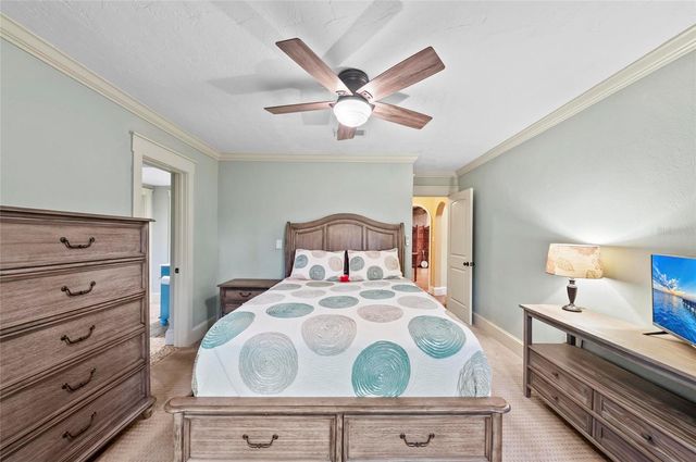 941 VIRGINIA DRIVE, Sarasota, FL 34234