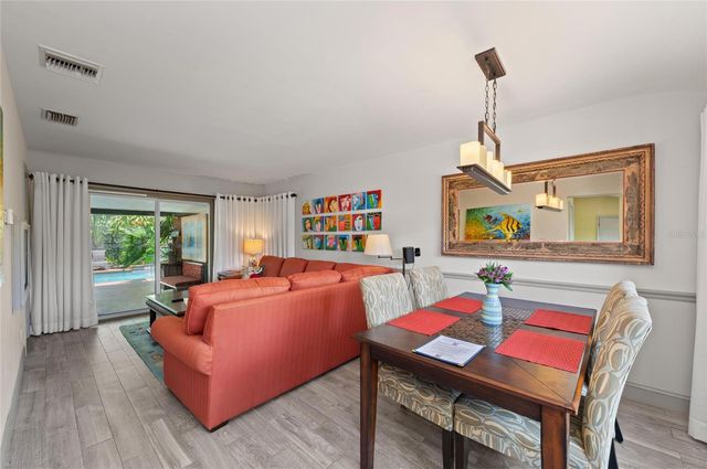 941 VIRGINIA DRIVE, Sarasota, FL 34234