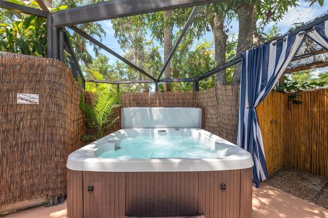 941 VIRGINIA DRIVE, Sarasota, FL 34234