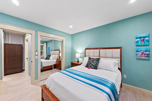 941 VIRGINIA DRIVE, Sarasota, FL 34234