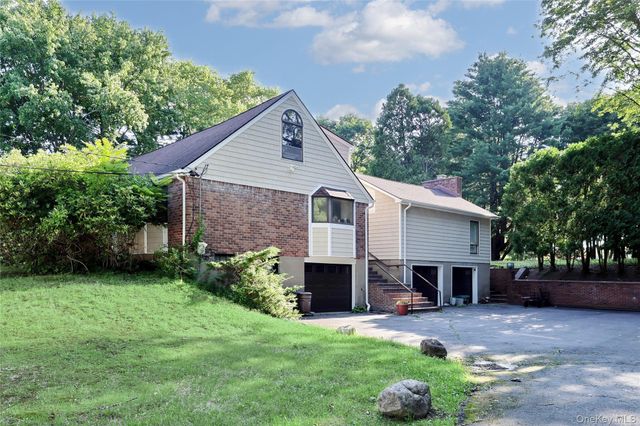 70 Buena Vista Road, New City, NY 10956