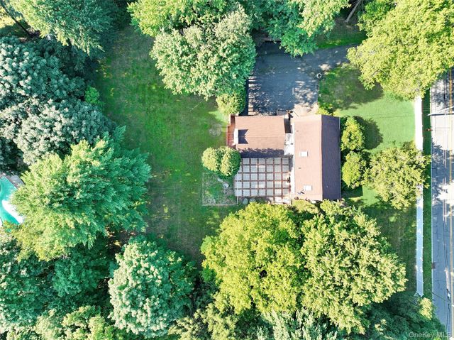 70 Buena Vista Road, New City, NY 10956
