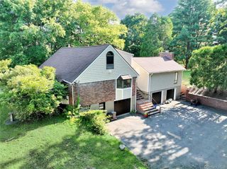 70 Buena Vista Road, New City, NY 10956