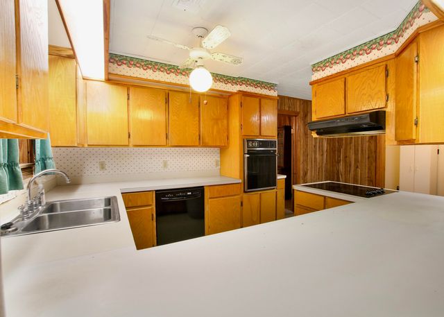 190 Roberts Acres Rd, Leesville, LA 71446