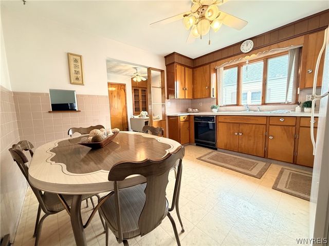 609 27th Street, Niagara Falls, NY 14301