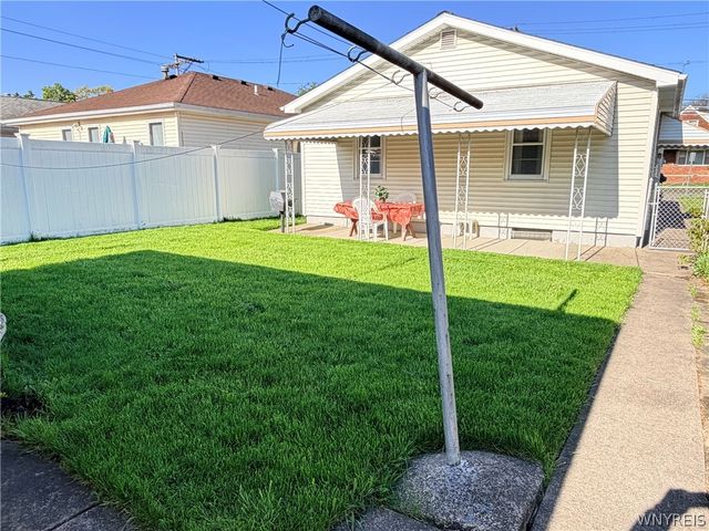609 27th Street, Niagara Falls, NY 14301