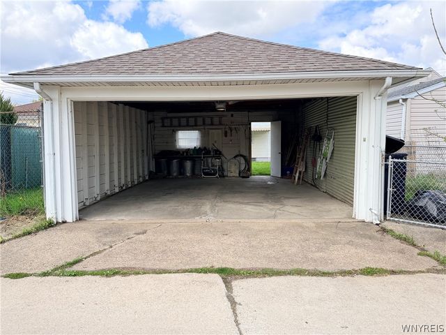 609 27th Street, Niagara Falls, NY 14301