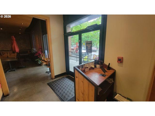 1022 Nw Johnson St, Portland, OR 97209
