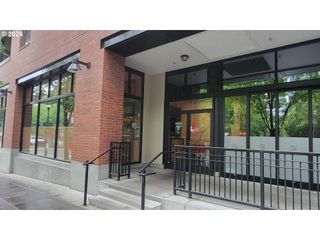 1022 Nw Johnson St, Portland, OR 97209