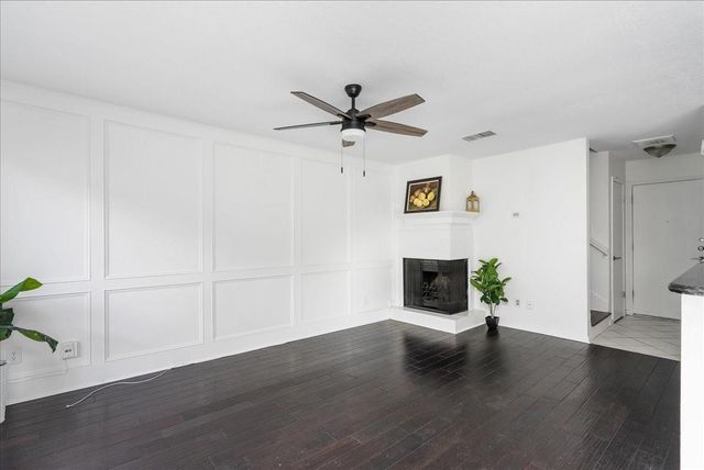 2379 Briarwest Blvd 32, Houston, TX 77077