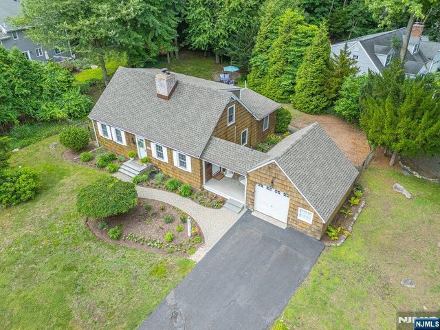 209 Spruce Street, Ramsey, NJ 07446