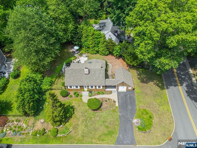 209 Spruce Street, Ramsey, NJ 07446