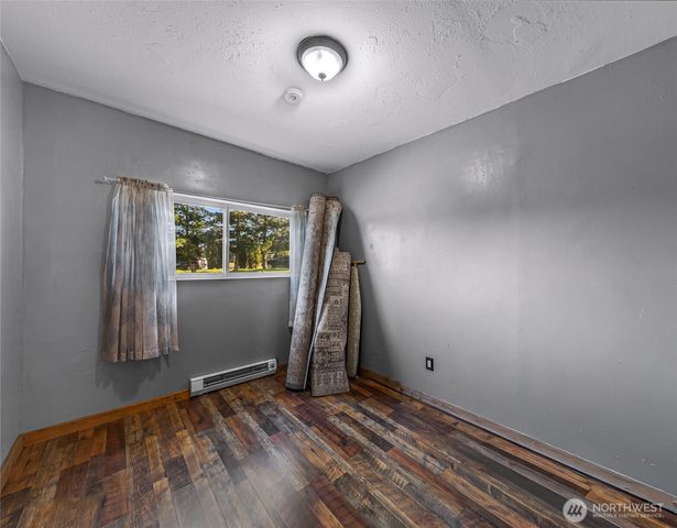 8225 Peace Park Drive, Custer, WA 98240