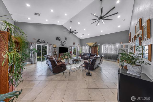 8225 Peace Park Drive, Custer, WA 98240