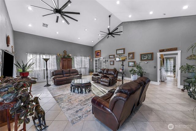 8225 Peace Park Drive, Custer, WA 98240