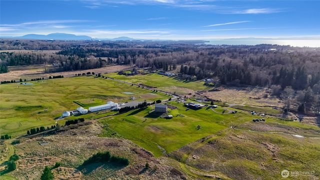 8225 Peace Park Drive, Custer, WA 98240