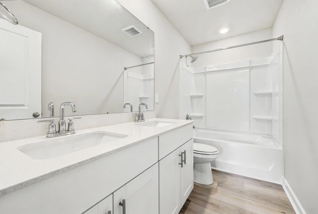 4320 Falls Oaks St., Myrtle Beach, SC 29579