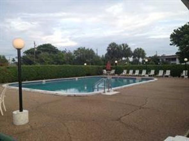 6507 Winfield Boulevard 231, Margate, FL 33063