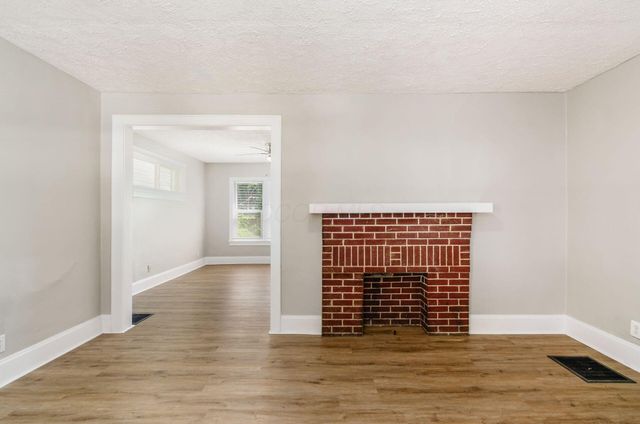 68 W Park Avenue, Columbus, OH 43222