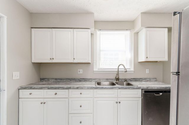 68 W Park Avenue, Columbus, OH 43222